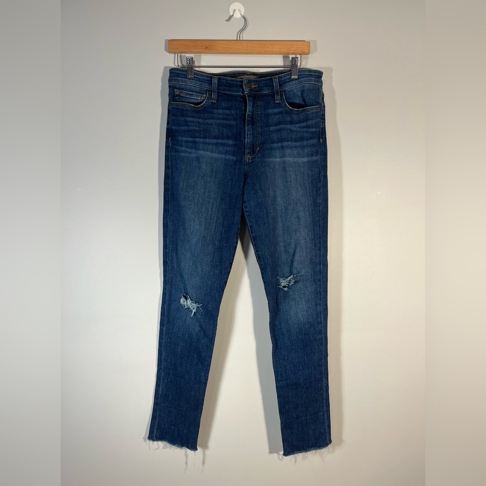 Joe’s Jeans Skinny Distressed Raw Hem Style THNBRB5734 Cut Barb Size 30